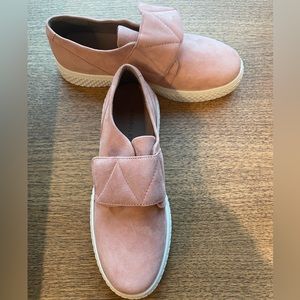 Aerosoles Ebba pink suede sneakers. New but no box
